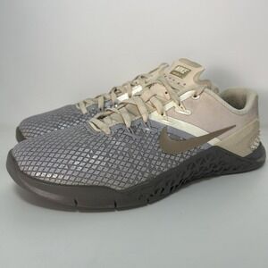 Nike Metcon 4 XD MTLC Metallic Training Shoes Womens Sz 9.5 Grey/Pink AV2252-101